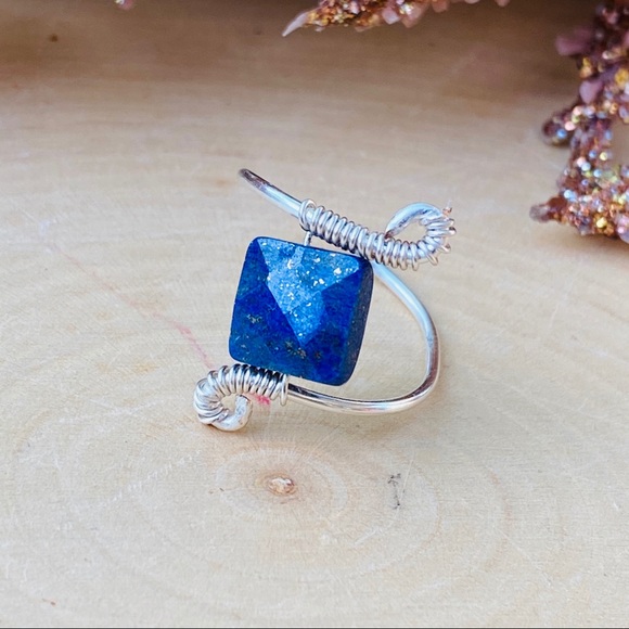 Lapis Lazuli Gemstone Silver Ring - Picture 2 of 6